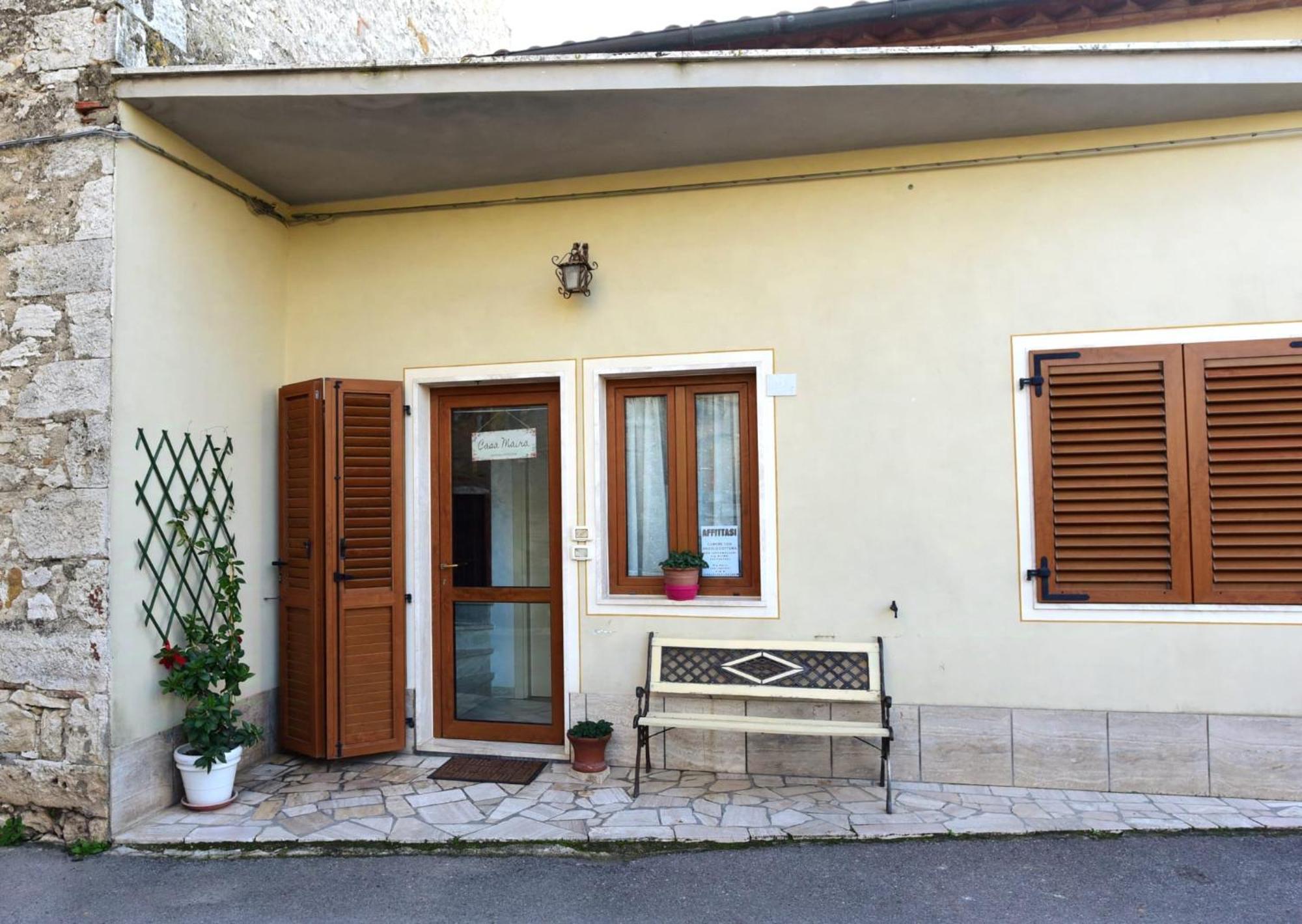 Casa Maira In Centro A Saturnia Villa Bagian luar foto